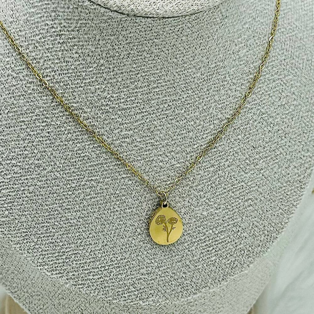 Dalia Water Drop Flower Print Pendant Necklace - Picture 2 of 5